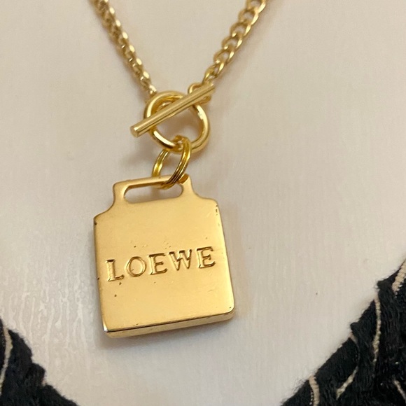 (SOLD) Vintage, Authentic Loewe Gold Plated 18-inch Chain Necklace - Picture 4 of 10